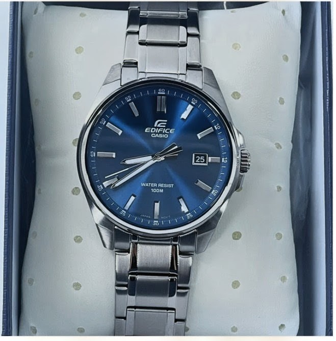 Casio Esifice EFV-150D-2A Metal band For Men - Image 3